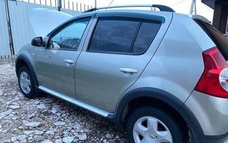 Renault Sandero I, 2014 год, 415 000 рублей, 5 фотография