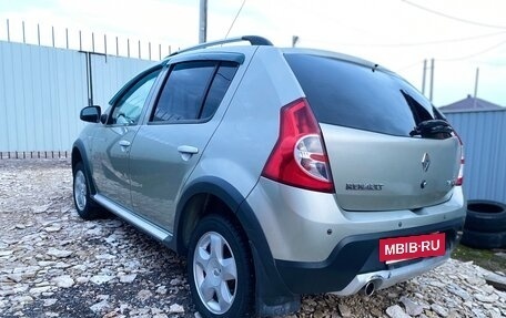 Renault Sandero I, 2014 год, 415 000 рублей, 4 фотография