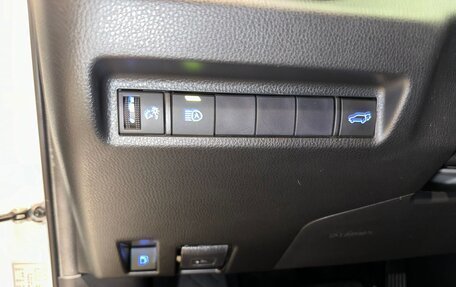 Toyota RAV4, 2020 год, 3 330 000 рублей, 28 фотография