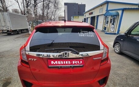 Honda Fit III, 2015 год, 880 000 рублей, 2 фотография