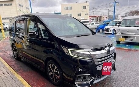 Honda Stepwgn IV, 2019 год, 1 685 000 рублей, 2 фотография