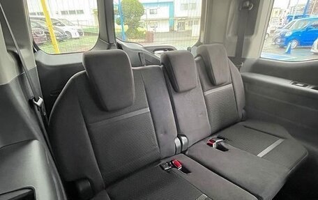 Honda Stepwgn IV, 2019 год, 1 685 000 рублей, 13 фотография