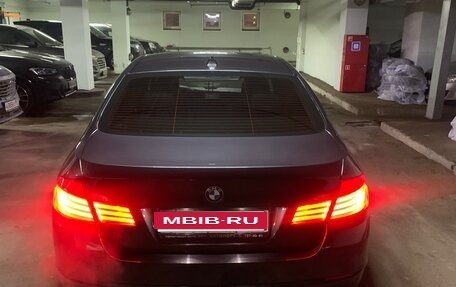 BMW 5 серия, 2010 год, 1 800 000 рублей, 4 фотография