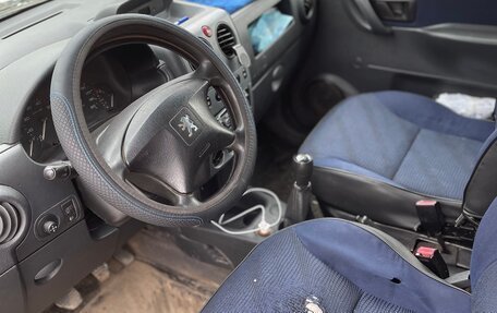 Peugeot Partner II рестайлинг 2, 2007 год, 260 000 рублей, 5 фотография