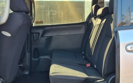 Toyota Noah III, 2014 год, 1 596 000 рублей, 9 фотография