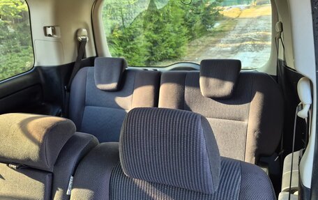 Toyota Noah III, 2014 год, 1 596 000 рублей, 10 фотография