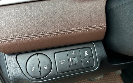 Hyundai Grand Starex Grand Starex I рестайлинг 2, 2019 год, 3 150 000 рублей, 4 фотография