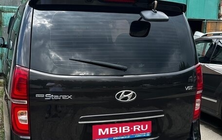 Hyundai Grand Starex Grand Starex I рестайлинг 2, 2019 год, 3 150 000 рублей, 7 фотография