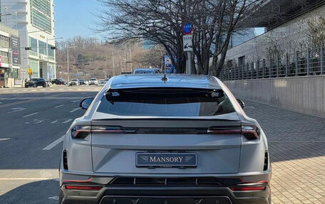 Lamborghini Urus I, 2023 год, 54 280 776 рублей, 4 фотография