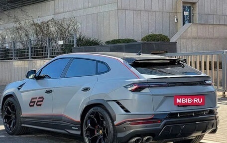 Lamborghini Urus I, 2023 год, 54 280 776 рублей, 3 фотография