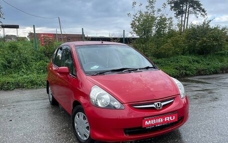 Honda Fit III, 2001 год, 215 000 рублей, 1 фотография