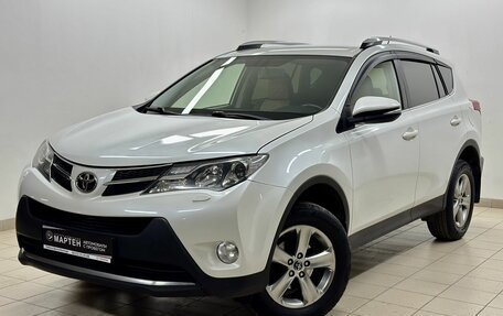 Toyota RAV4, 2015 год, 2 099 000 рублей, 1 фотография