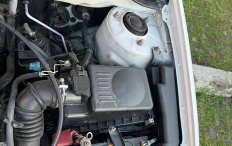 Toyota Corolla, 2001 год, 490 000 рублей, 18 фотография