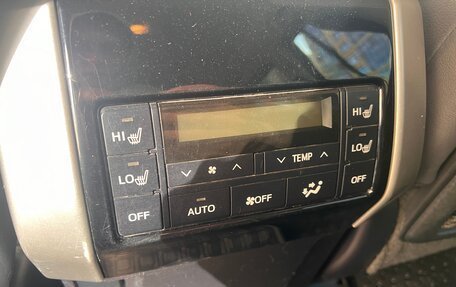 Toyota Land Cruiser Prado 150 рестайлинг 2, 2018 год, 5 150 000 рублей, 12 фотография