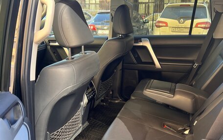 Toyota Land Cruiser Prado 150 рестайлинг 2, 2018 год, 5 150 000 рублей, 13 фотография