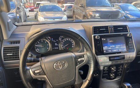 Toyota Land Cruiser Prado 150 рестайлинг 2, 2018 год, 5 150 000 рублей, 10 фотография