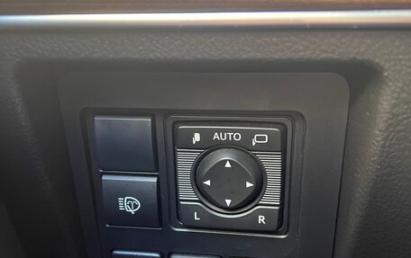 Toyota Land Cruiser Prado 150 рестайлинг 2, 2018 год, 5 150 000 рублей, 14 фотография