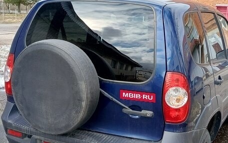 Chevrolet Niva I рестайлинг, 2017 год, 620 000 рублей, 3 фотография