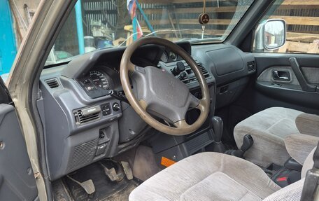 Mitsubishi Pajero III рестайлинг, 1997 год, 650 000 рублей, 7 фотография