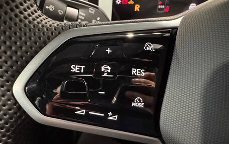 Volkswagen Tiguan, 2026 год, 4 850 000 рублей, 24 фотография