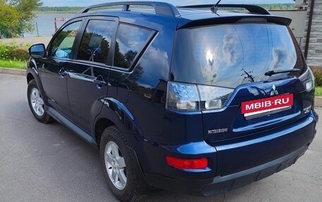 Mitsubishi Outlander III рестайлинг 3, 2011 год, 1 039 000 рублей, 3 фотография