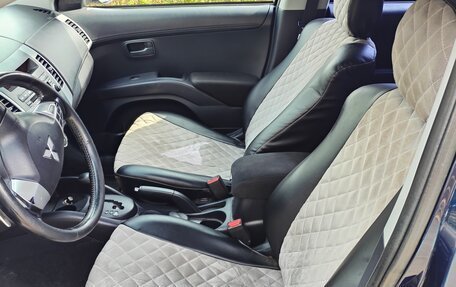 Mitsubishi Outlander III рестайлинг 3, 2011 год, 1 039 000 рублей, 8 фотография