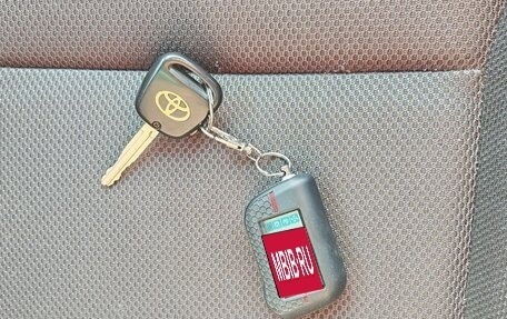 Toyota Opa I рестайлинг, 2001 год, 495 000 рублей, 12 фотография