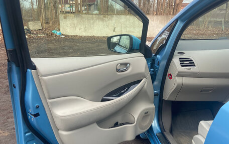 Nissan Leaf I, 2016 год, 670 000 рублей, 12 фотография