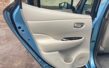 Nissan Leaf I, 2016 год, 670 000 рублей, 11 фотография