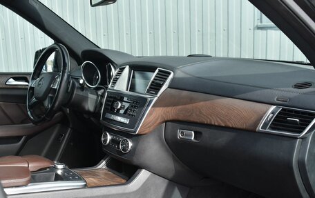 Mercedes-Benz GL-Класс, 2015 год, 2 699 999 рублей, 23 фотография