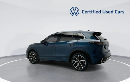 Volkswagen Tiguan, 2025 год, 5 600 000 рублей, 11 фотография