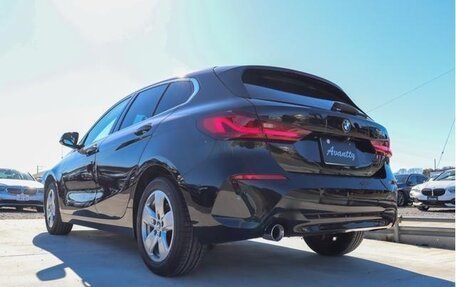 BMW 1 серия, 2022 год, 1 230 000 рублей, 9 фотография