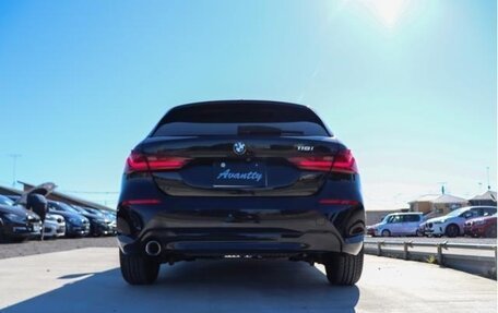 BMW 1 серия, 2022 год, 1 230 000 рублей, 8 фотография