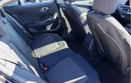 BMW 1 серия, 2022 год, 1 230 000 рублей, 24 фотография