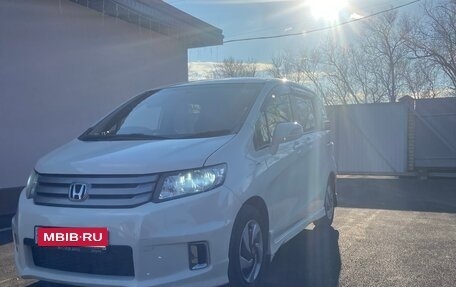Honda Freed I, 2012 год, 1 050 000 рублей, 1 фотография