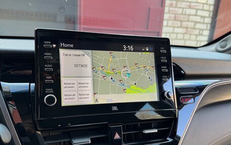 Toyota Camry, 2021 год, 3 850 000 рублей, 6 фотография