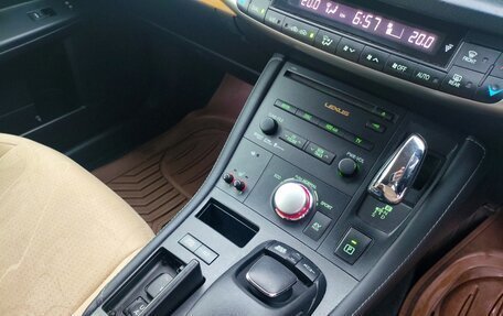 Lexus CT I рестайлинг, 2011 год, 1 060 000 рублей, 24 фотография