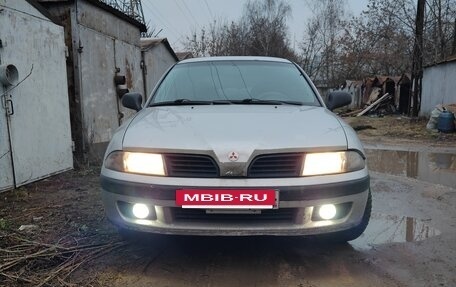 Mitsubishi Carisma I, 2003 год, 180 000 рублей, 2 фотография