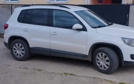 Volkswagen Tiguan I, 2016 год, 1 350 000 рублей, 2 фотография