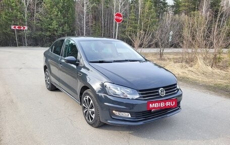 Volkswagen Polo VI (EU Market), 2018 год, 750 000 рублей, 32 фотография