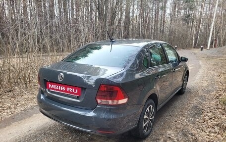 Volkswagen Polo VI (EU Market), 2018 год, 750 000 рублей, 35 фотография