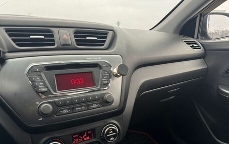 KIA Rio III рестайлинг, 2011 год, 859 000 рублей, 17 фотография