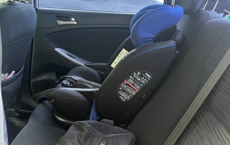 Hyundai Solaris II рестайлинг, 2015 год, 970 000 рублей, 15 фотография