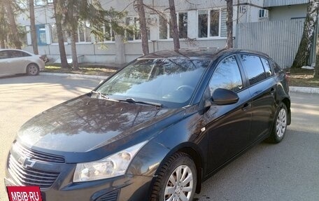 Chevrolet Cruze II, 2013 год, 649 000 рублей, 2 фотография
