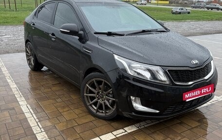 KIA Rio III рестайлинг, 2014 год, 930 000 рублей, 2 фотография