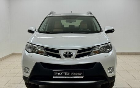 Toyota RAV4, 2015 год, 2 099 000 рублей, 2 фотография