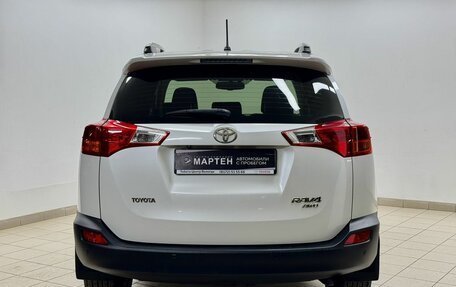 Toyota RAV4, 2015 год, 2 099 000 рублей, 5 фотография