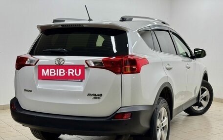 Toyota RAV4, 2015 год, 2 099 000 рублей, 6 фотография
