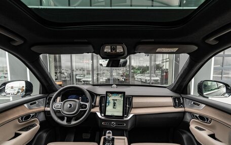 Volvo XC90 II рестайлинг, 2026 год, 13 000 000 рублей, 23 фотография