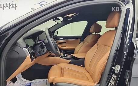 BMW 5 серия, 2021 год, 4 900 000 рублей, 14 фотография